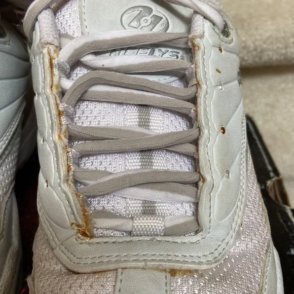 heelys - Picture 8 of 16